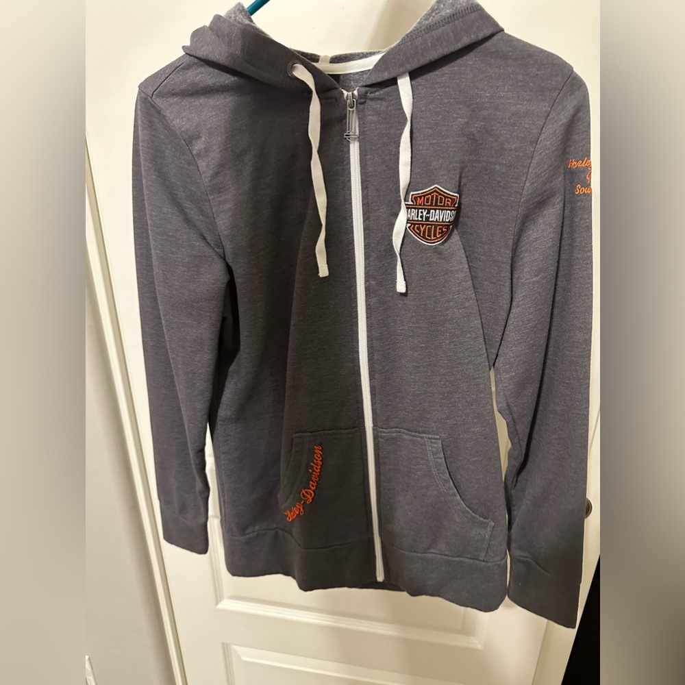 Women’s Harley Davidson Long Sleeve hoodie Size S